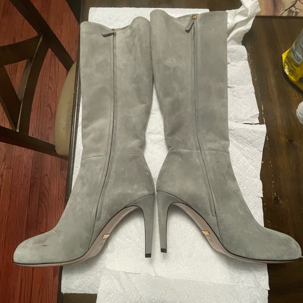 Gucci Gray Heeled Boots - Picture 2 of 12